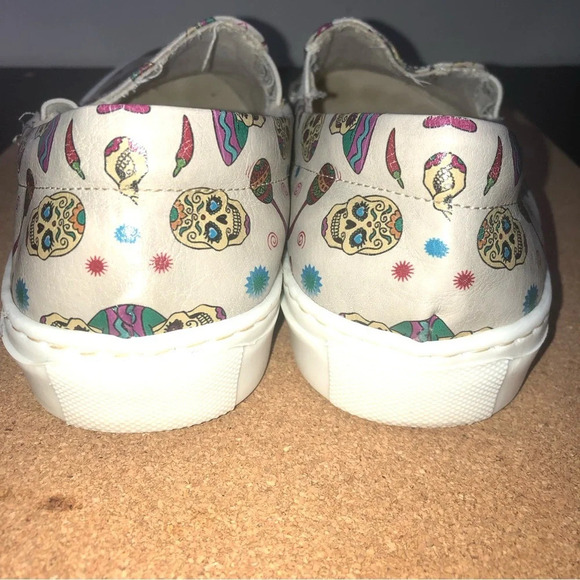Goby Shoes  - Sugar Skull Day of the Dead Slip Ons 37/6.5 Tan Multicoloured - Picture 7 of 9
